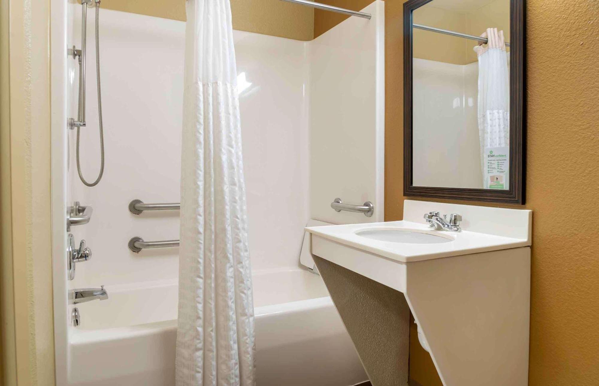 Extended Stay America Suites - Detroit - Metropolitan Airport Romulus Extérieur photo