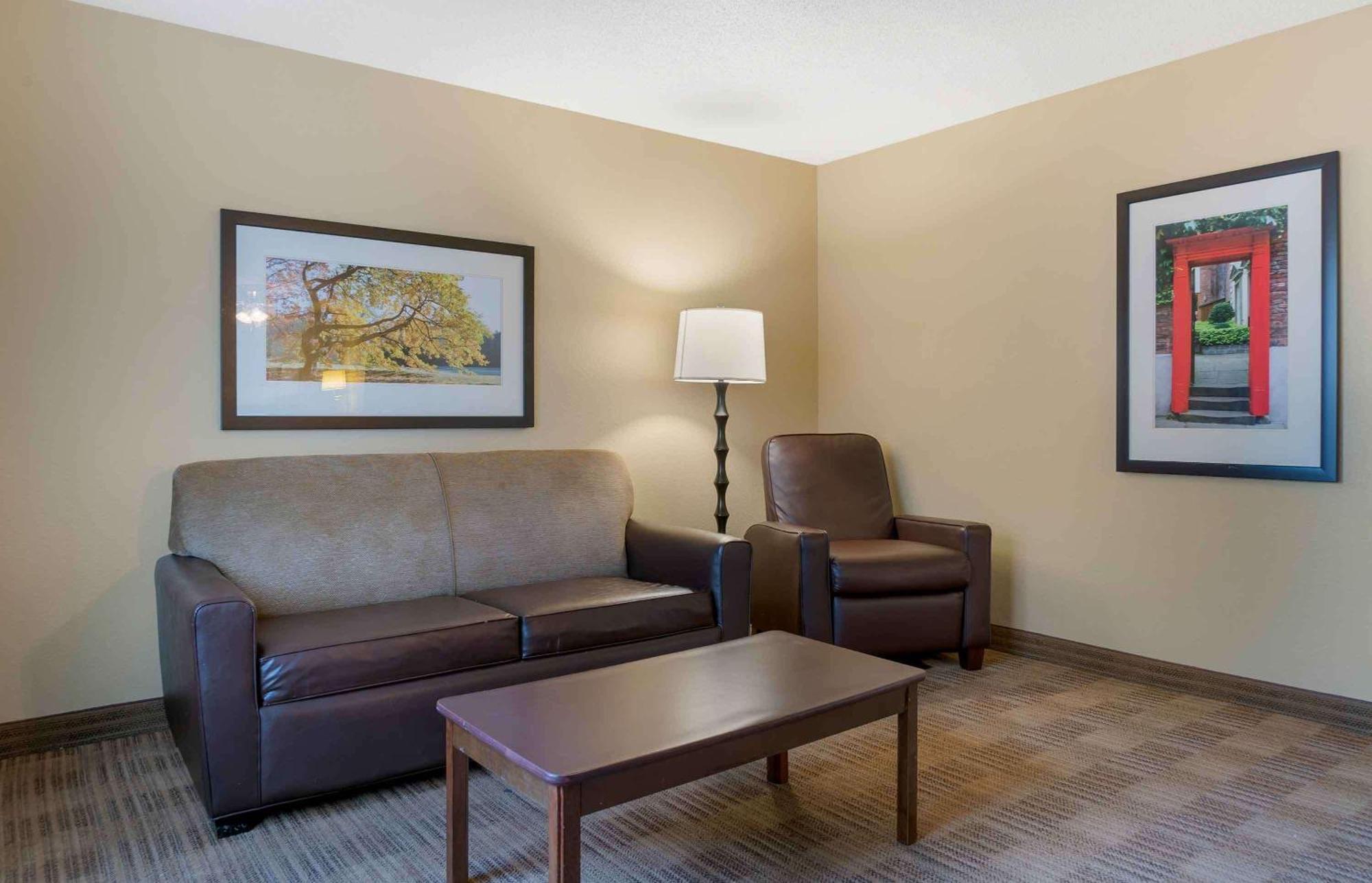 Extended Stay America Suites - Detroit - Metropolitan Airport Romulus Extérieur photo
