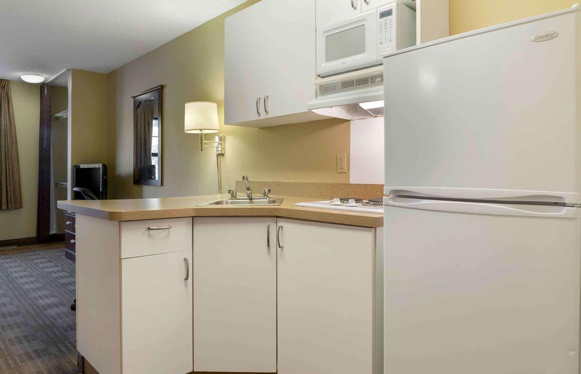 Extended Stay America Suites - Detroit - Metropolitan Airport Romulus Extérieur photo
